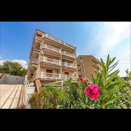 Adria Croatia Apartment Dramalj